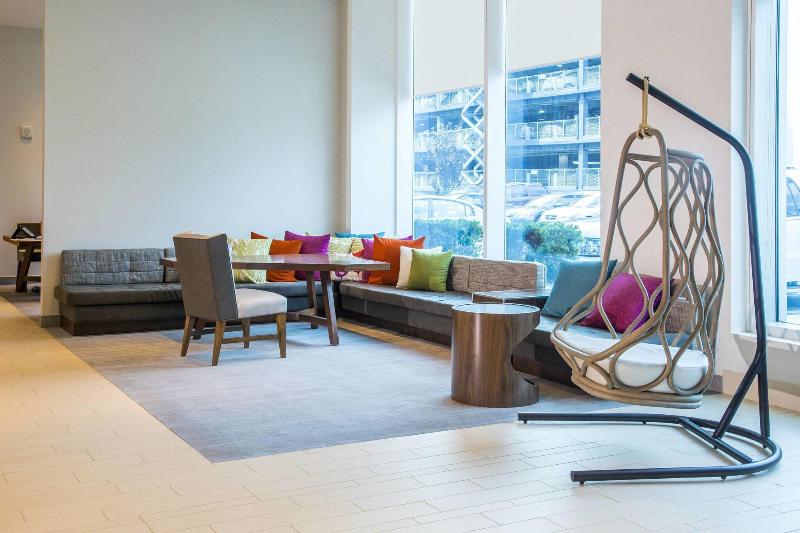 Residence Inn NYC The Bronx at Metro Center Atrium - Genel