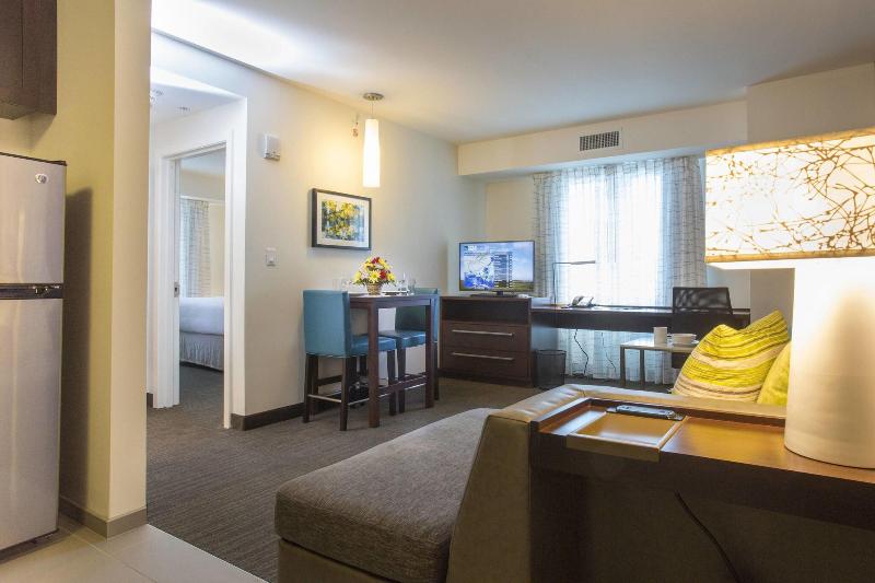 Residence Inn NYC The Bronx at Metro Center Atrium - Oda