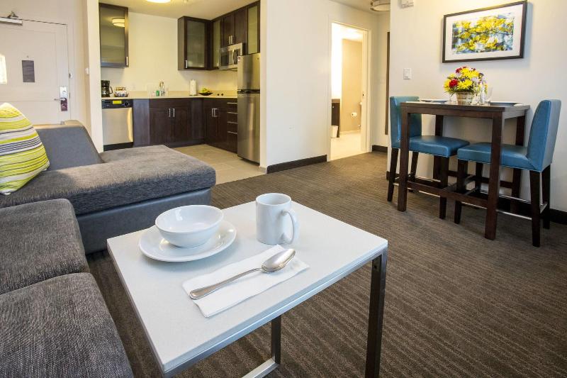 Residence Inn NYC The Bronx at Metro Center Atrium - Oda