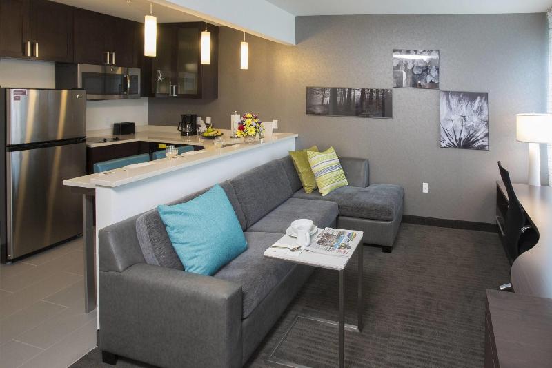 Residence Inn NYC The Bronx at Metro Center Atrium - Oda