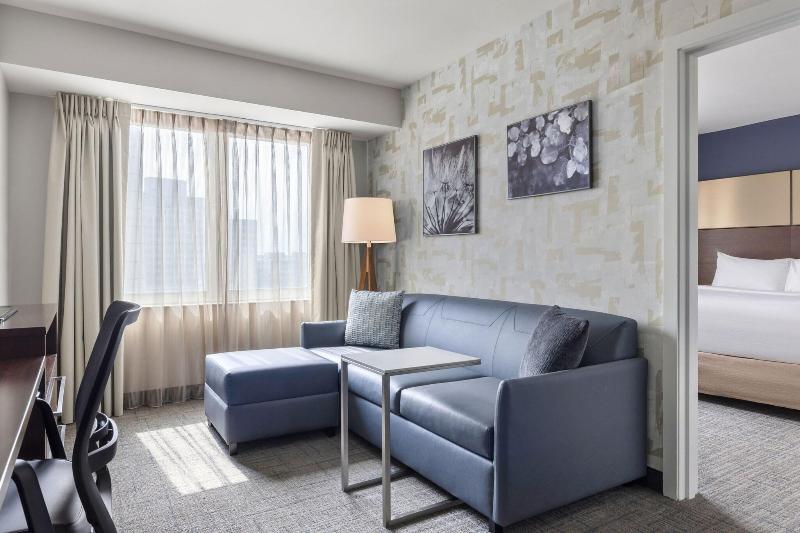 Residence Inn NYC The Bronx at Metro Center Atrium - Oda