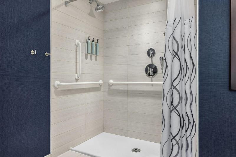Residence Inn NYC The Bronx at Metro Center Atrium - Oda