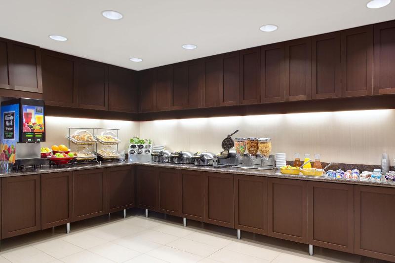 Residence Inn NYC The Bronx at Metro Center Atrium - Restoran