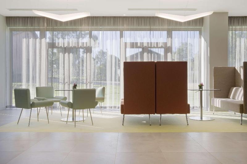 Hampton By Hilton Rome East - Lobi