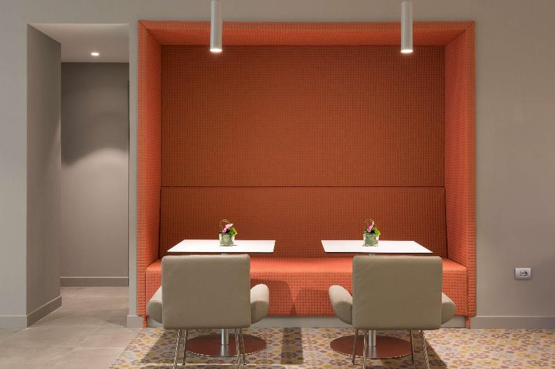 Hampton By Hilton Rome East - Restoran