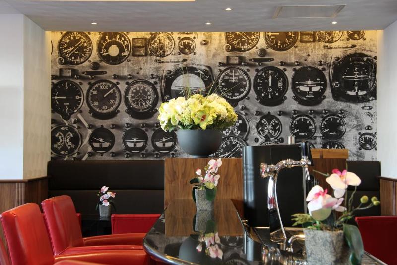 Bastion Hotel Amsterdam Airport - Bar