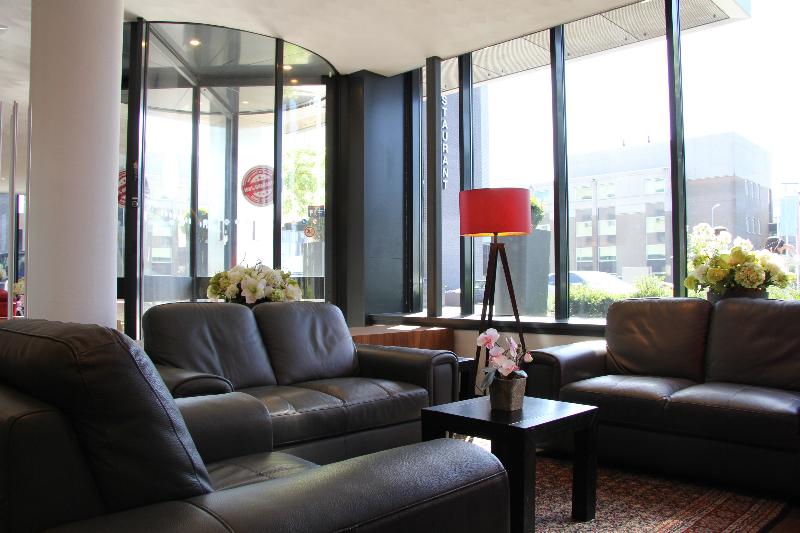 Bastion Hotel Amsterdam Airport - Lobi