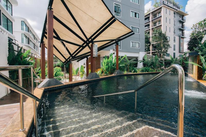 iBooking Trams Square Chiang Mai - Havuz