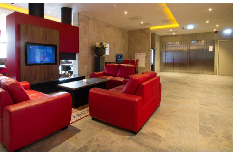 Bastion Hotel Eindhoven Waalre - Lobi