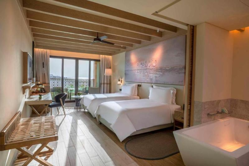 Saadiyat Rotana Resort & Villas - Oda
