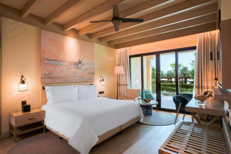 Saadiyat Rotana Resort & Villas - Oda