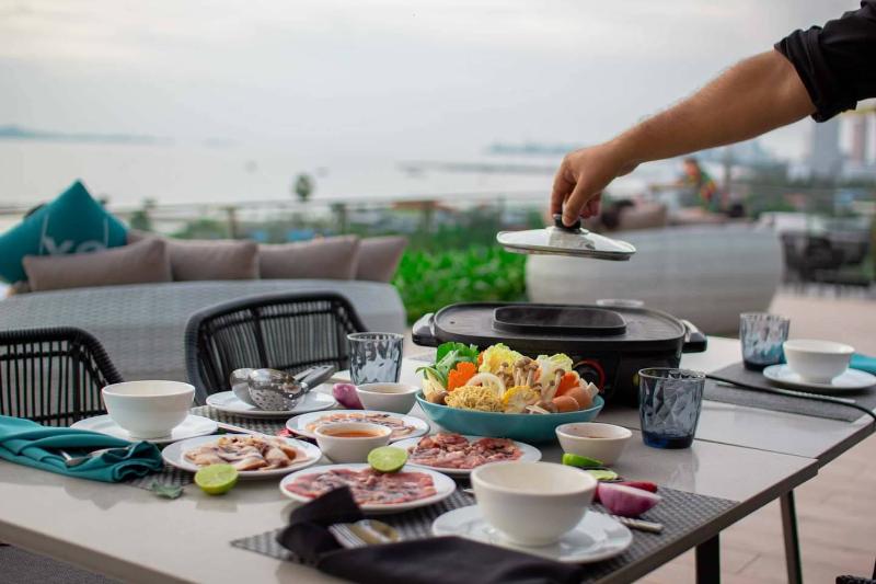 Seaphere Pattaya Hotel - Bar