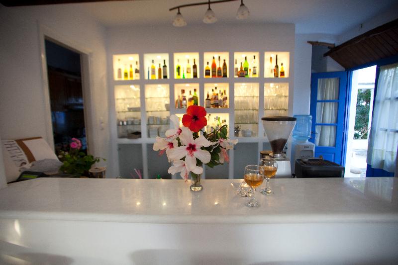 Naxian Queen Luxury Villas & Suites - Bar