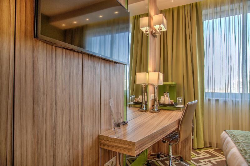 Holiday Inn Plovdiv - Oda