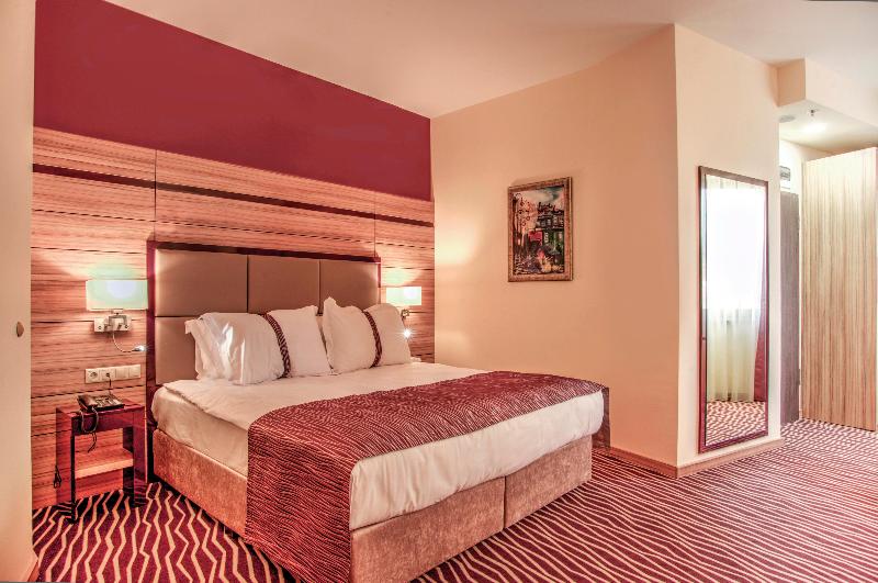 Holiday Inn Plovdiv - Oda