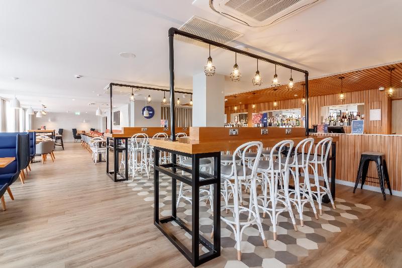 Holiday Inn Express Wigan - Restoran