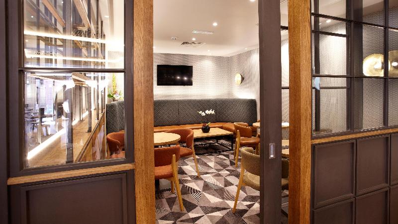 Indigo York - Toplantı