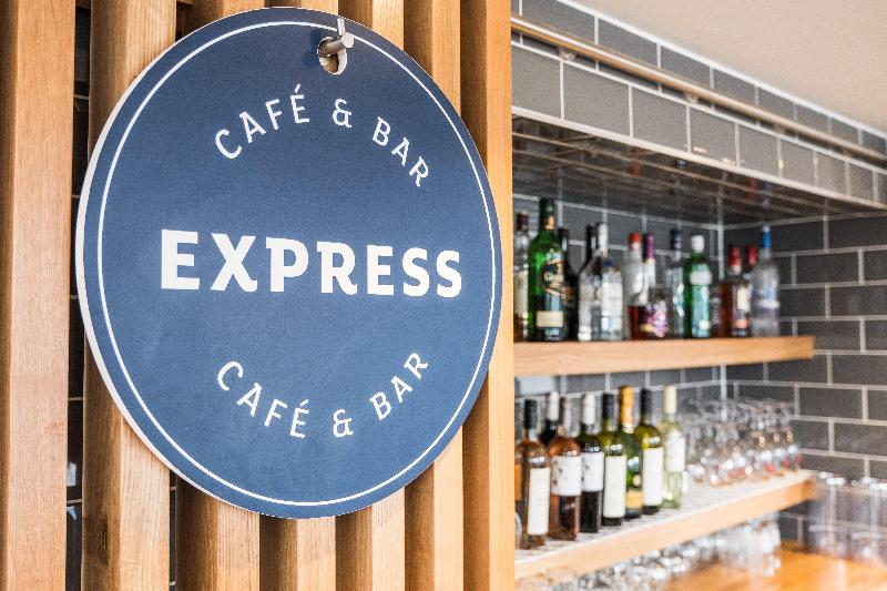 Holiday Inn Express Stockport - Restoran