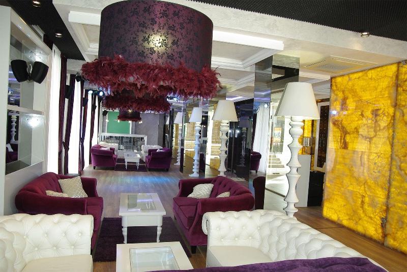 Harmony Palace - Lobi