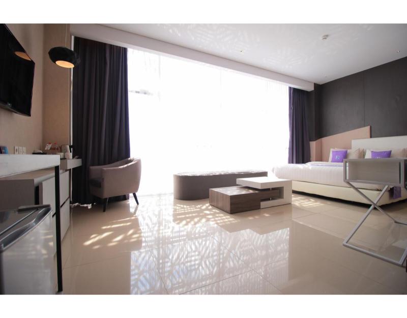 Forriz Hotel Yogyakarta - Oda