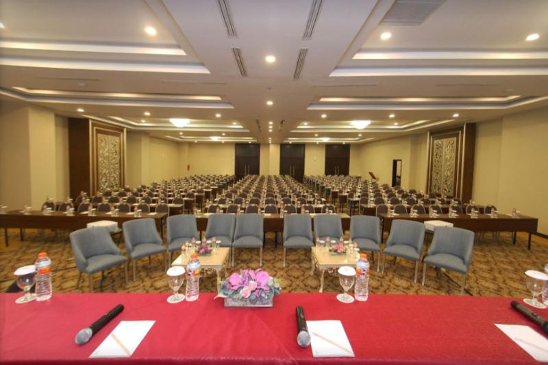 Grand Keisha Yogyakarta - Toplantı