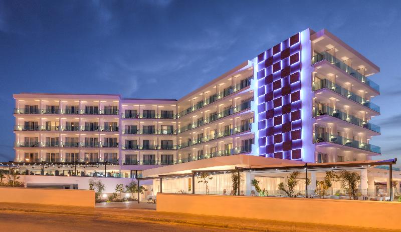 The Blue Ivy Hotel And Suites - Genel