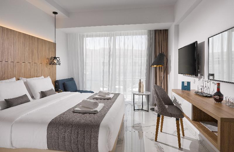 The Blue Ivy Hotel And Suites - Oda