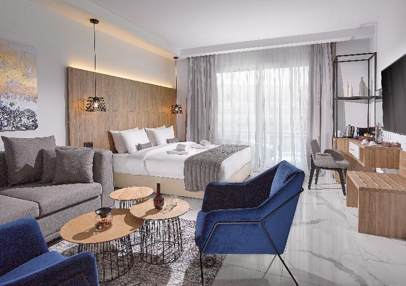 The Blue Ivy Hotel And Suites - Oda