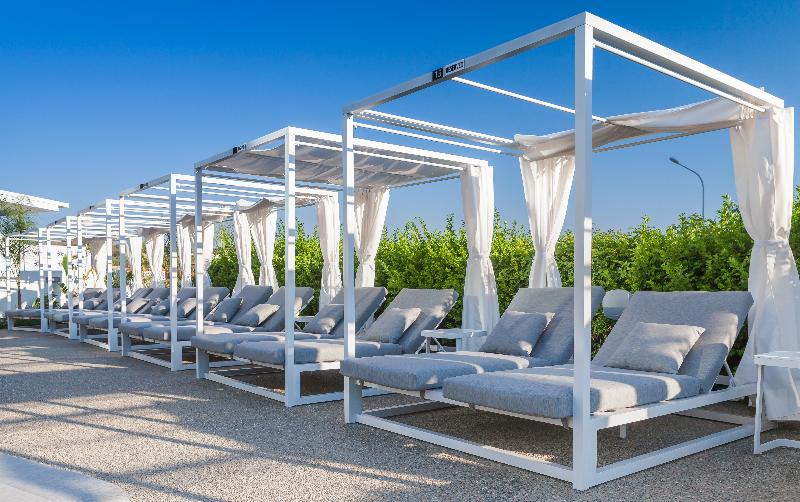 The Blue Ivy Hotel And Suites - Havuz