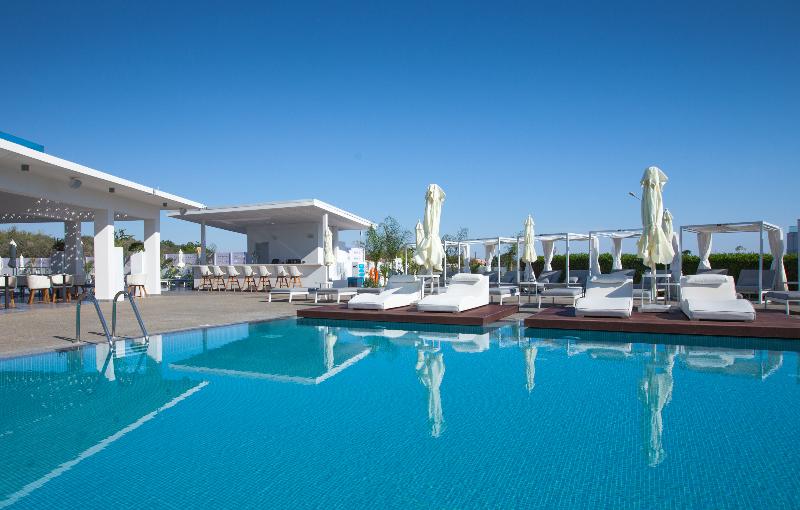 The Blue Ivy Hotel And Suites - Havuz
