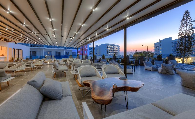 The Blue Ivy Hotel And Suites - Teras