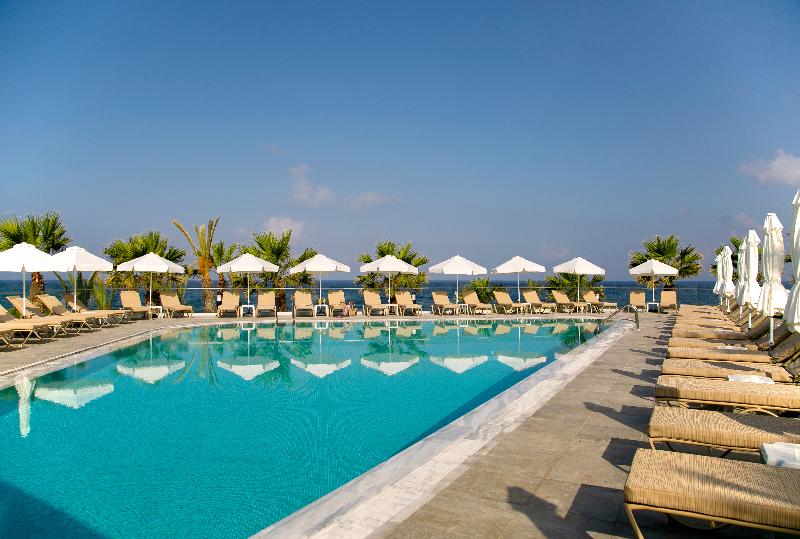 Louis Paphos Breeze - Havuz