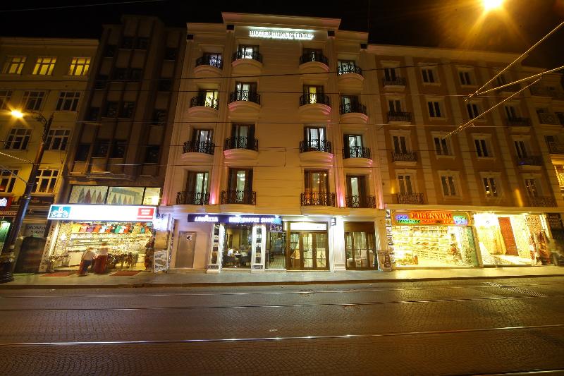 Black Pearl Hotel - Genel
