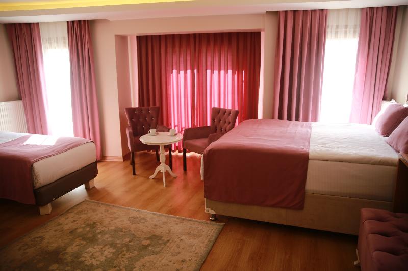 Black Pearl Hotel - Oda
