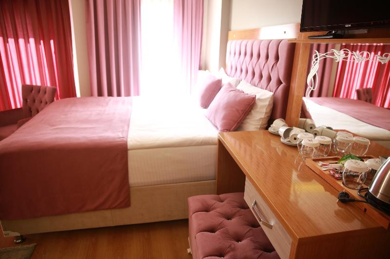 Black Pearl Hotel - Oda