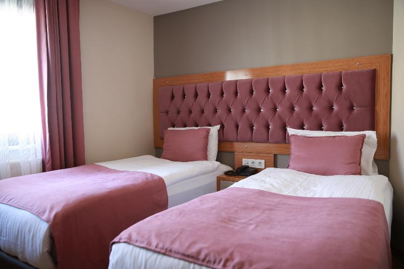 Black Pearl Hotel - Oda