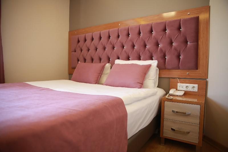 Black Pearl Hotel - Oda
