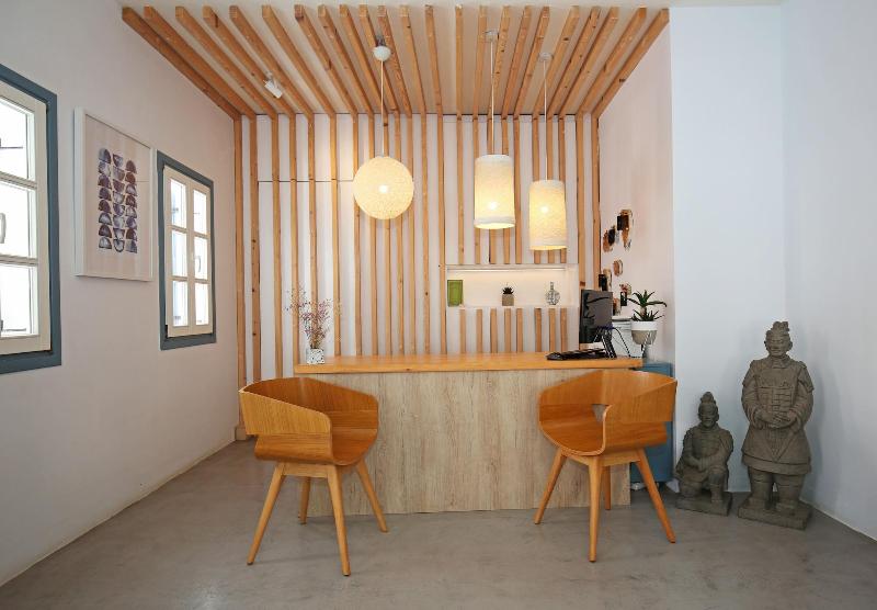 Chrysalis Boutique Hotel - Lobi