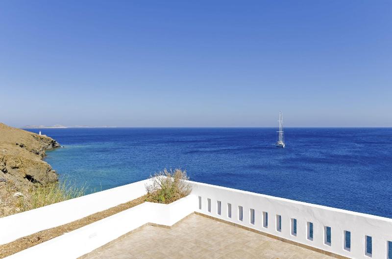 Chrysalis Boutique Hotel - Genel