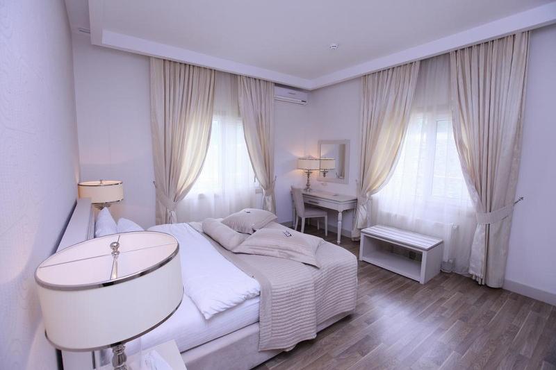Qafqaz Riverside Hotel - Oda