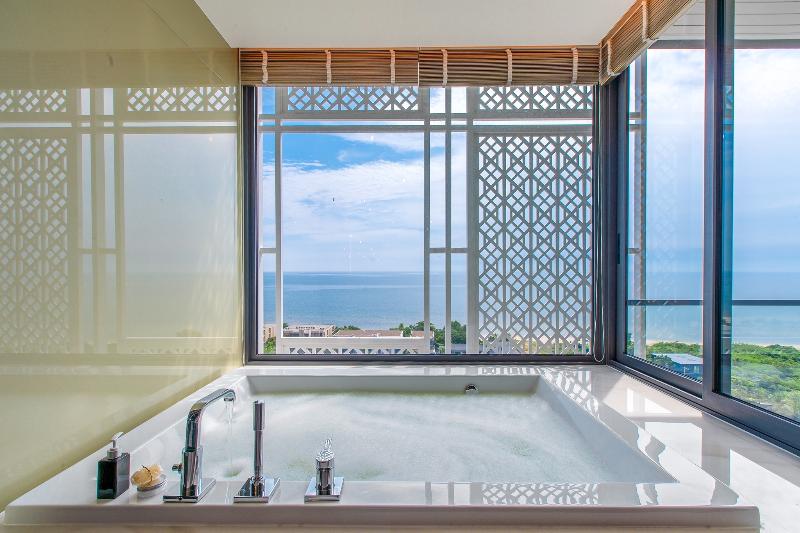 Baba Beach Club Hotel Hua Hin by Sri Panwa - Oda