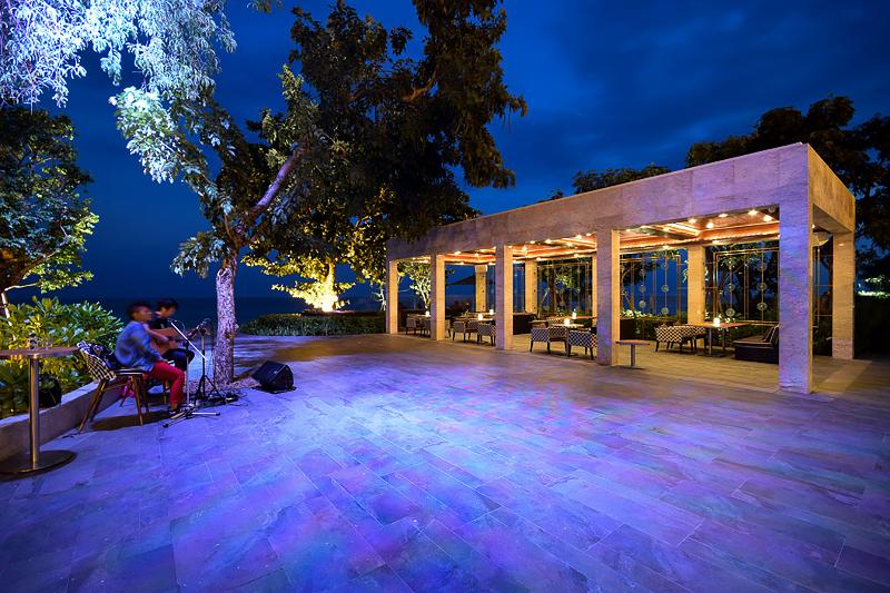 Baba Beach Club Hotel Hua Hin by Sri Panwa - Restoran