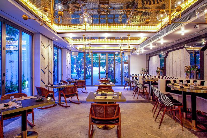 Baba Beach Club Hotel Hua Hin by Sri Panwa - Restoran