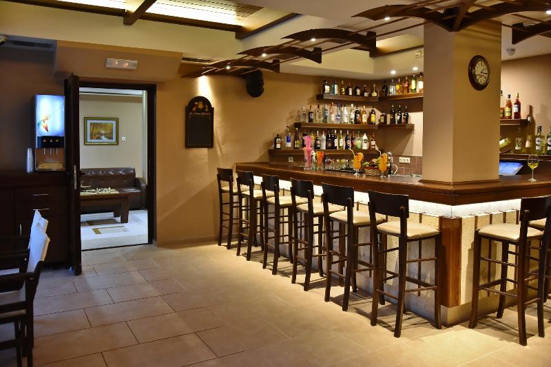 24 Seven Boutique Hotel - Bar