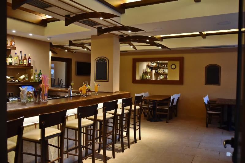 24 Seven Boutique Hotel - Bar