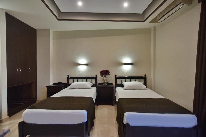 24 Seven Boutique Hotel - Oda