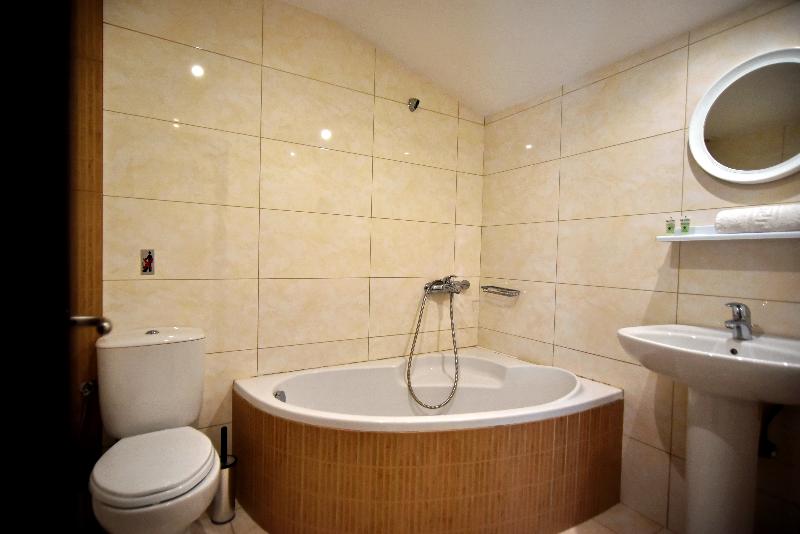 24 Seven Boutique Hotel - Oda