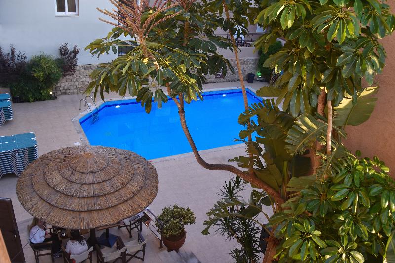 24 Seven Boutique Hotel - Havuz