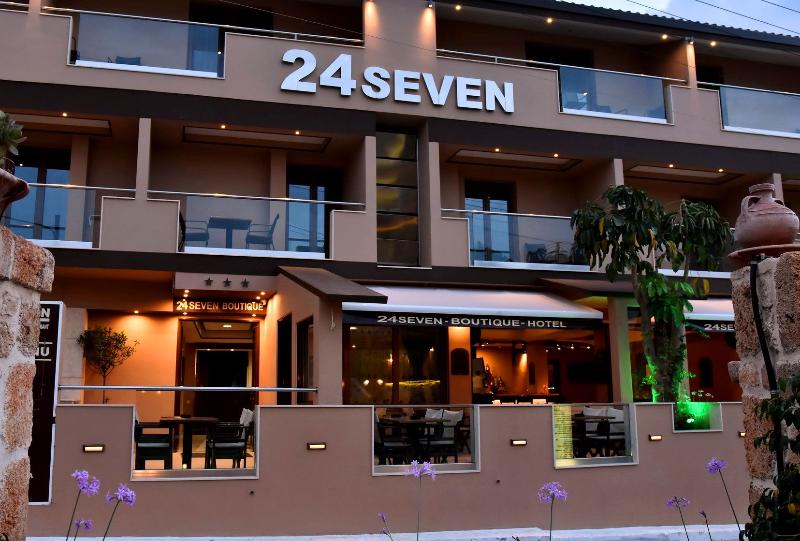 24 Seven Boutique Hotel - Restoran