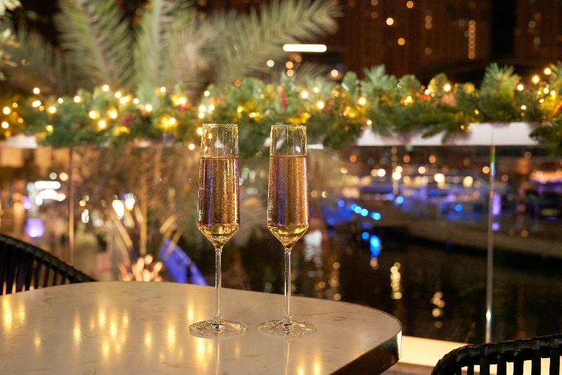 Crowne Plaza Dubai Marina - Bar